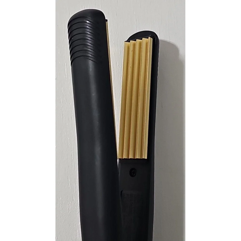 Hot Tools Pro Artist 24K Gold Crimping Iron ,For Light Textured Crimps 1174CR